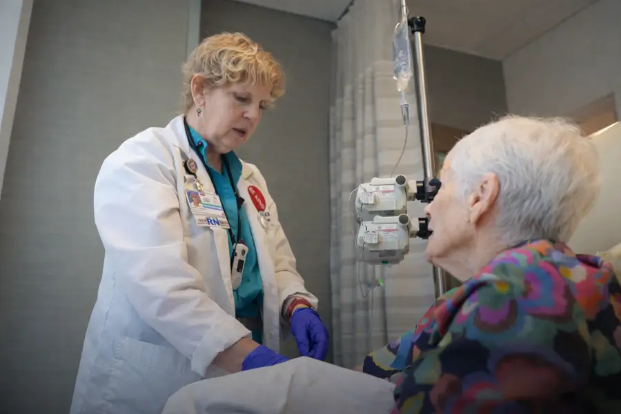 Vídeo ao vivo apresentando descoberta revolucionária de receita com mel para combater Alzheimer